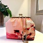 77600416 1b4b 48b1 b32d 4ce195f70c02