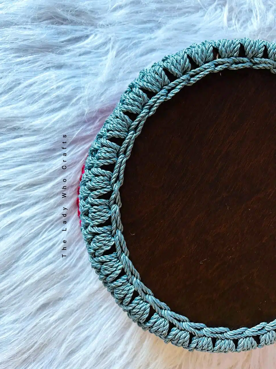 Crochet basket with wooden base ❤️🤍 4 IMG 20250419 013352