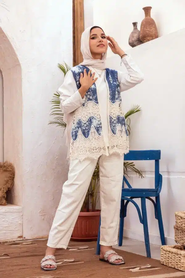 Embroidery tie dye vest