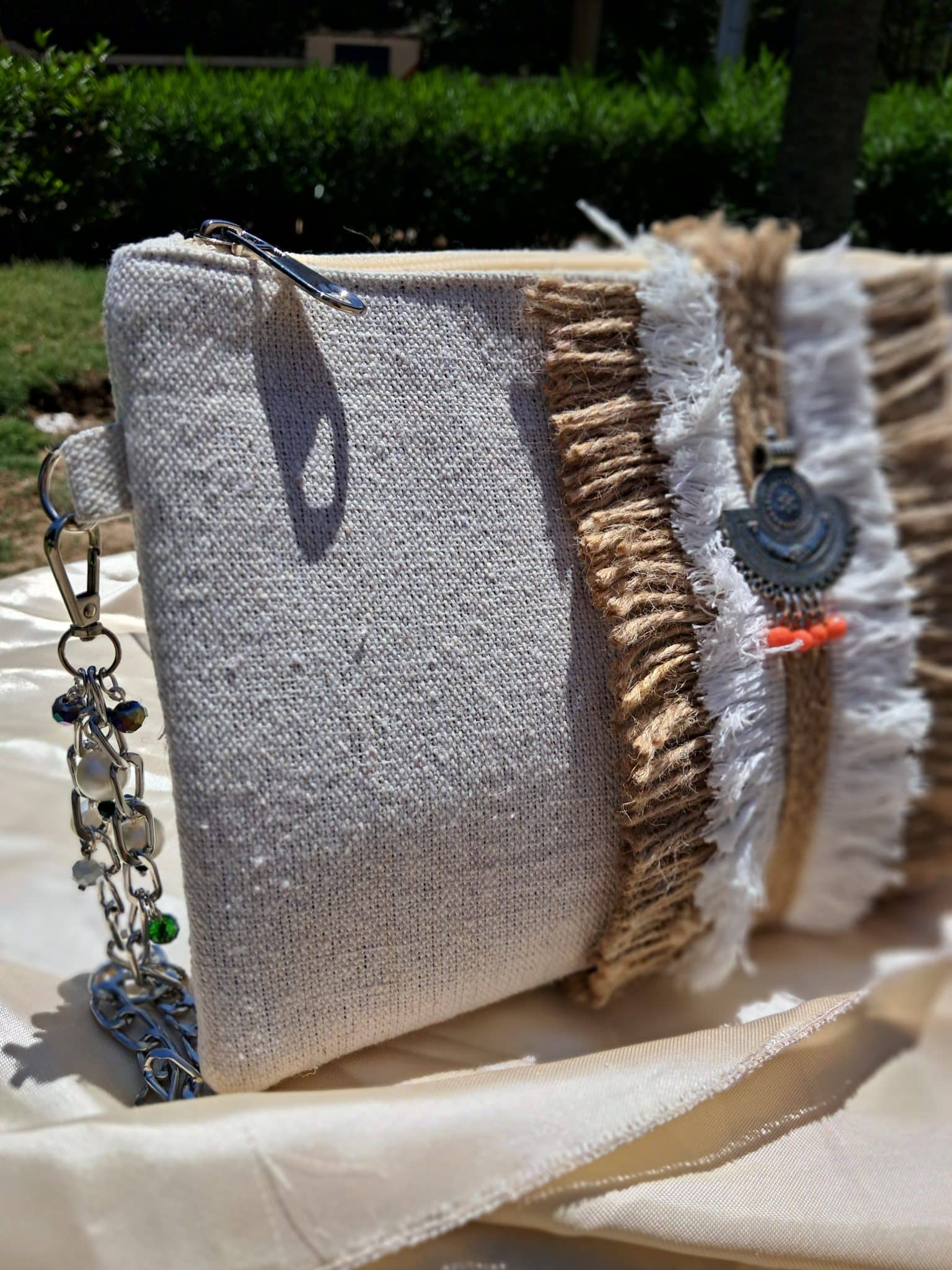 wrist chain clutch 3 20250503 124541 scaled