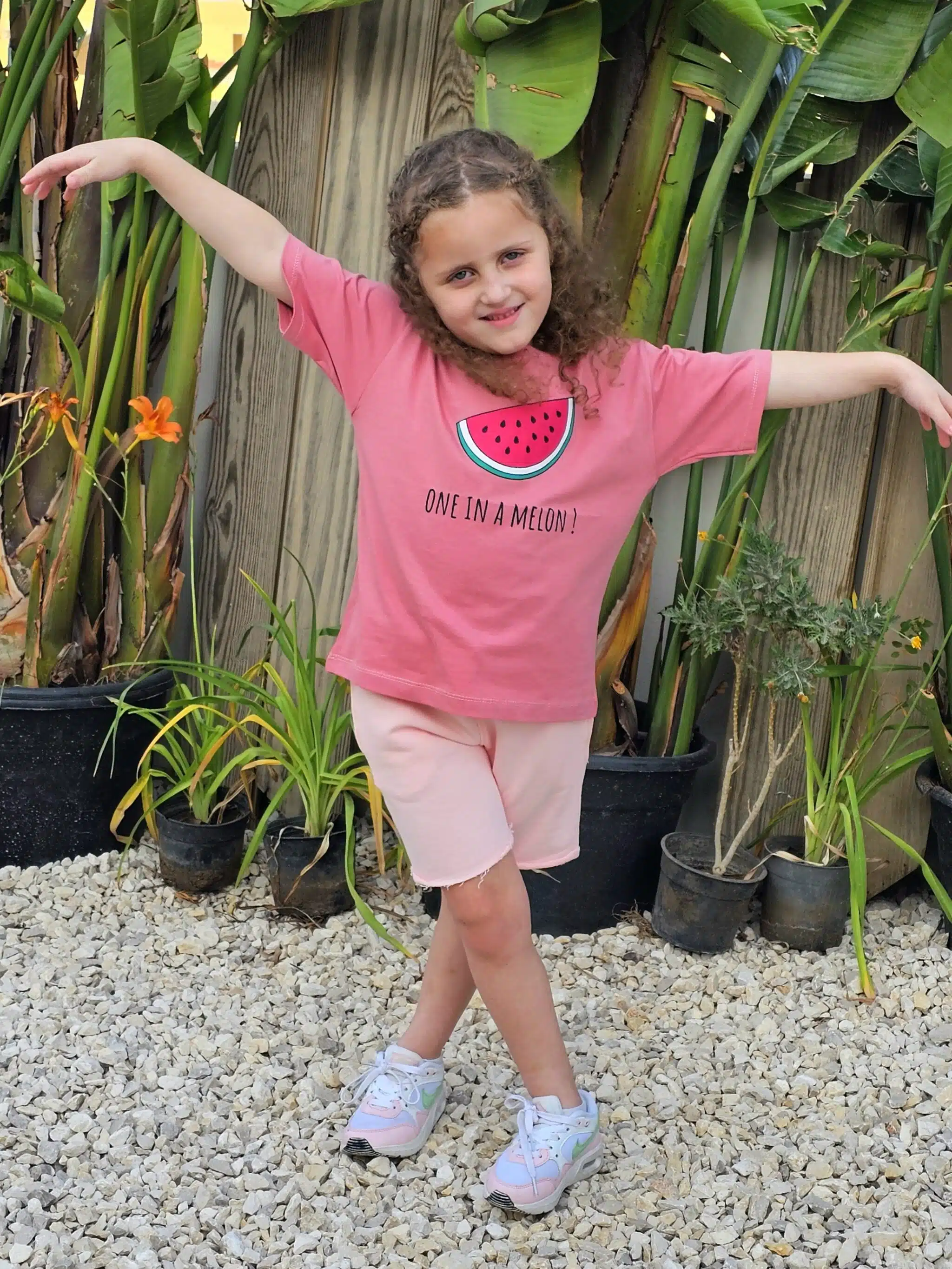 Oversized 'ONE IN A MELON!' jersey T-shirt 100% cotton 1 Oversized 'ONE IN A MELON!' jersey T-shirt 100% cotton