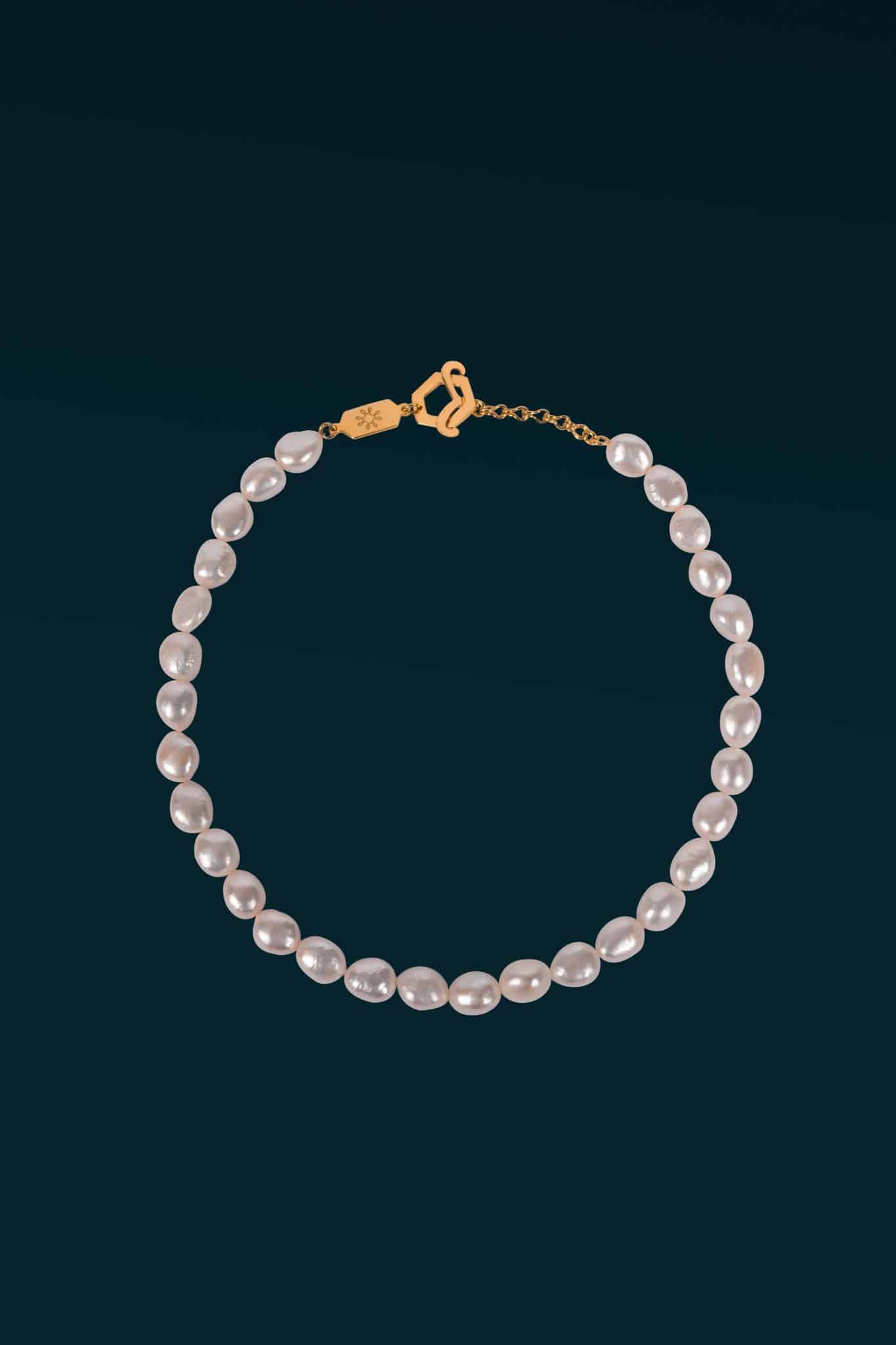 April Blush Pearl Necklace 1 Pearl necklace with sterling silver toggle lock.