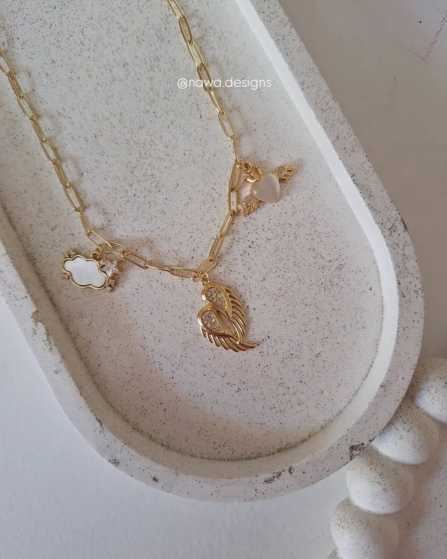 Angle wings 1 Angle wings