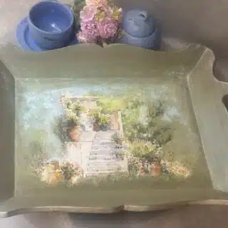 Wooden decoupage tray