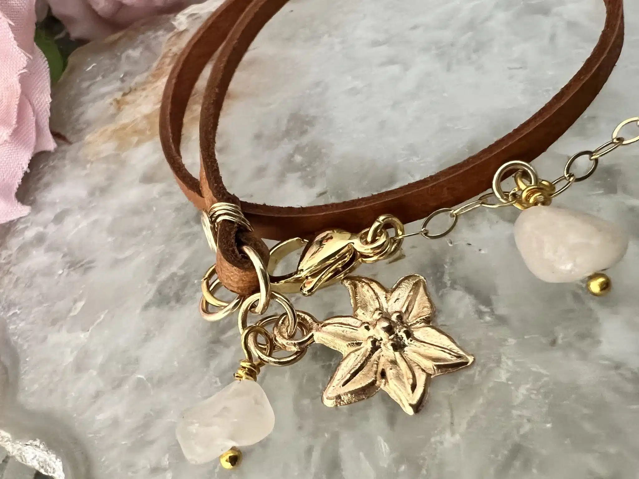 Summer color quartz stones, leather, gold filled 3 IMG 3688 scaled