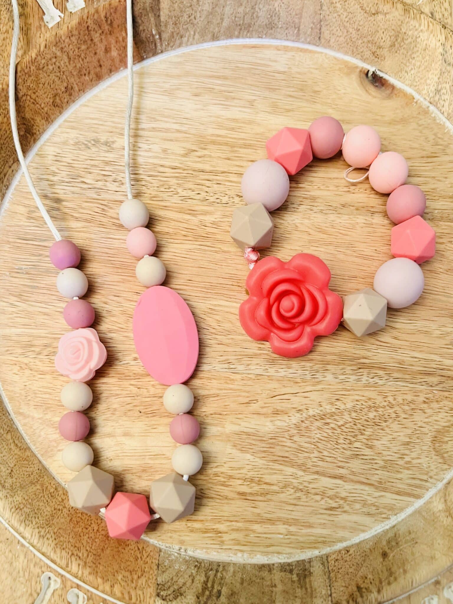 Teething beads, safe silicone beads necklaces. Sold separately. 4 IMG 3931 scaled