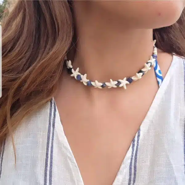 star with tiny circle collier