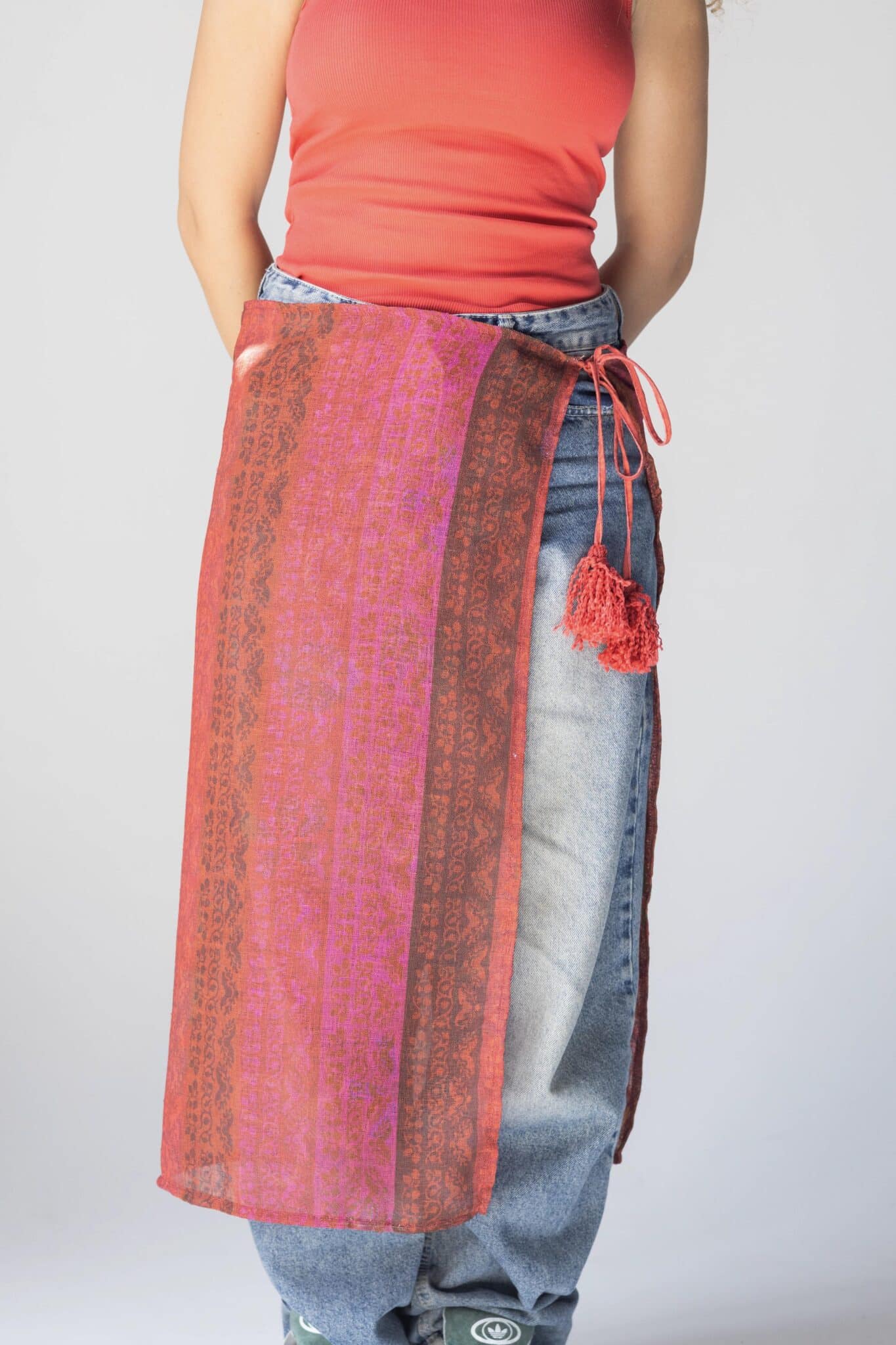 Not-So Secret Garden Wrap 2 0E8A2901 copy scaled