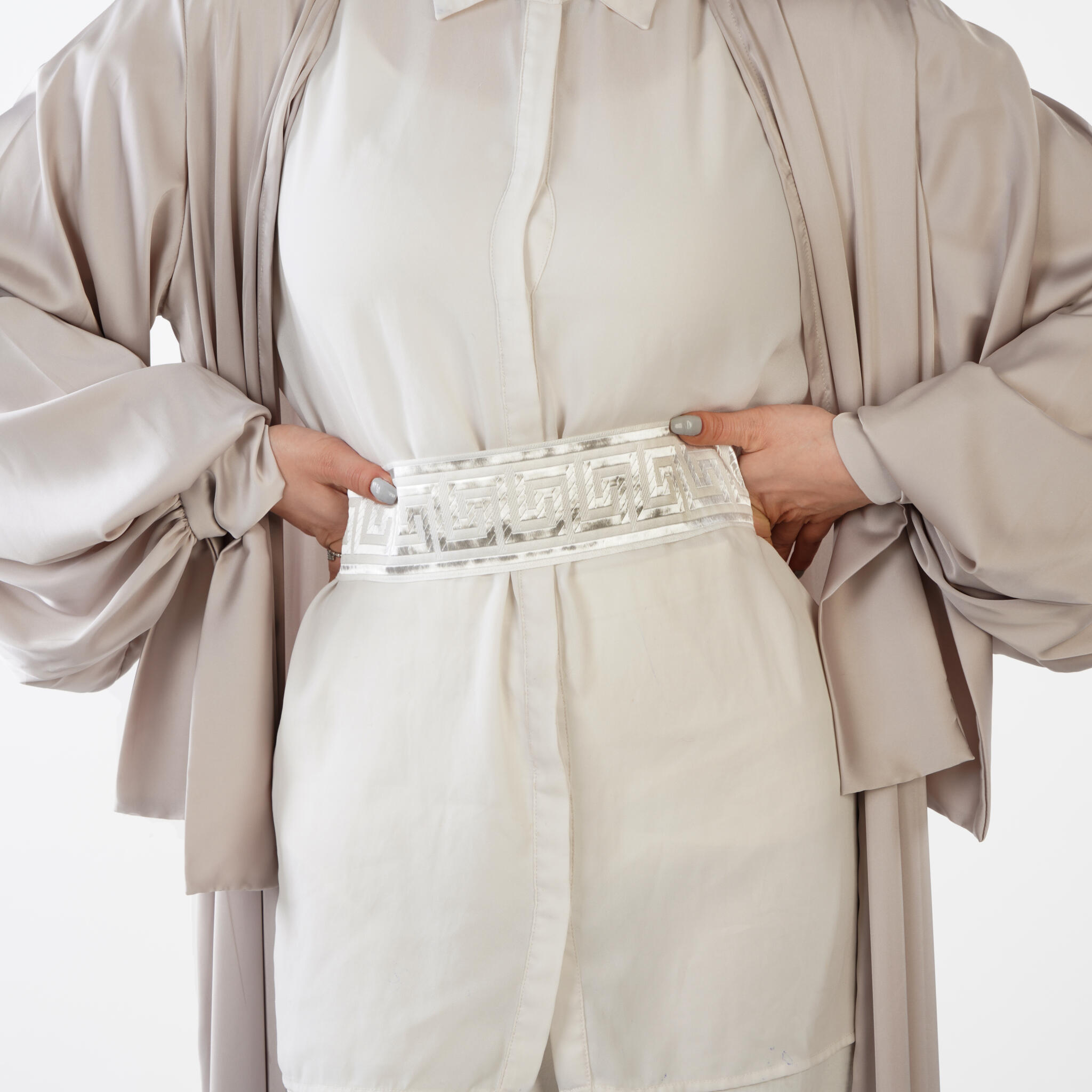 Silk satin kaftan 2 11 15 scaled