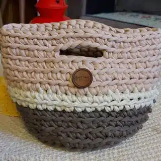 Summer crochet bag