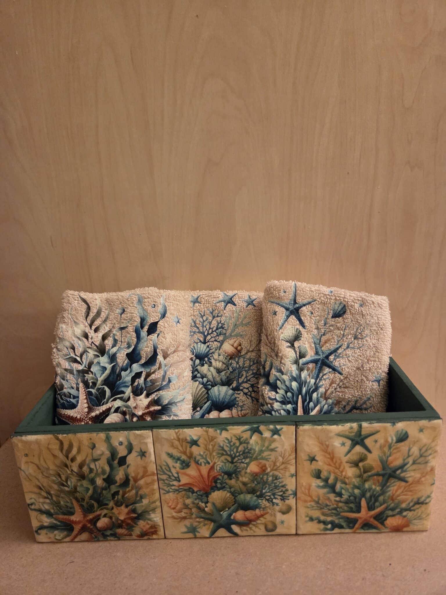 Green corals box 2 20250630 203137 scaled