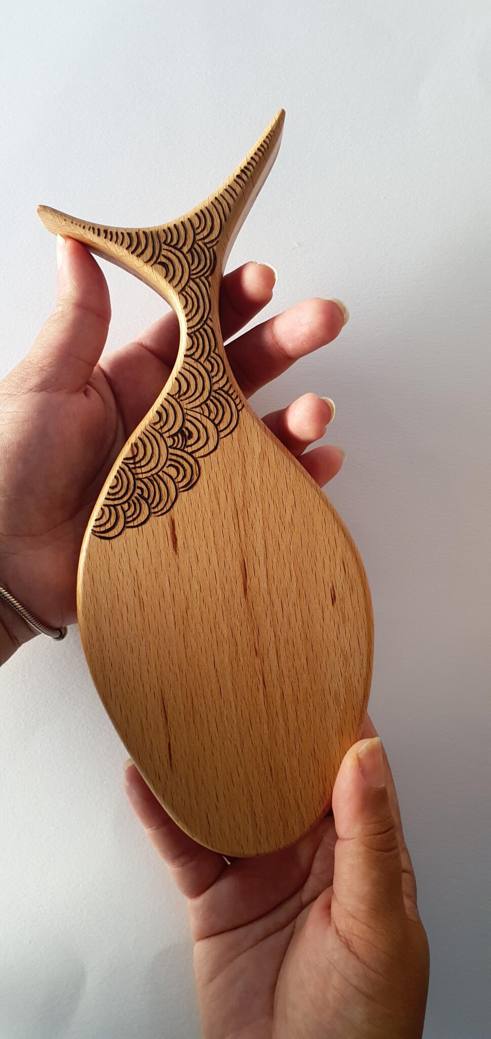 Minimalist - Fishy Serving Board 1 wood