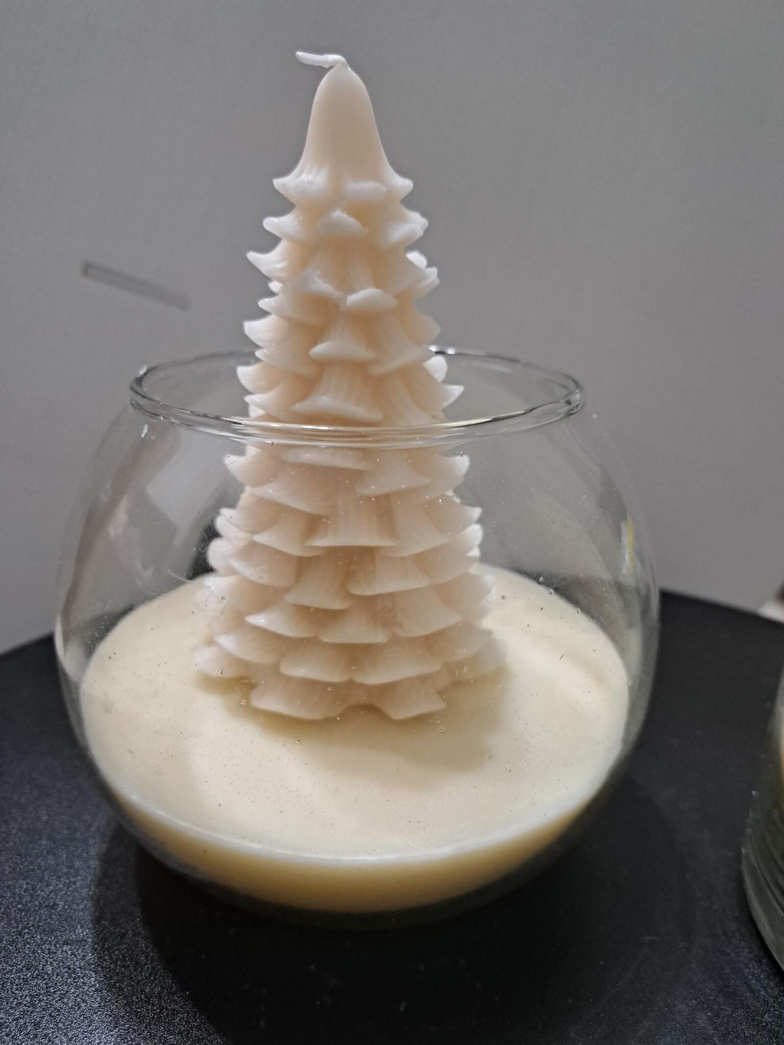 Christmas Tree Candle 4 20251221 012320 014805 scaled