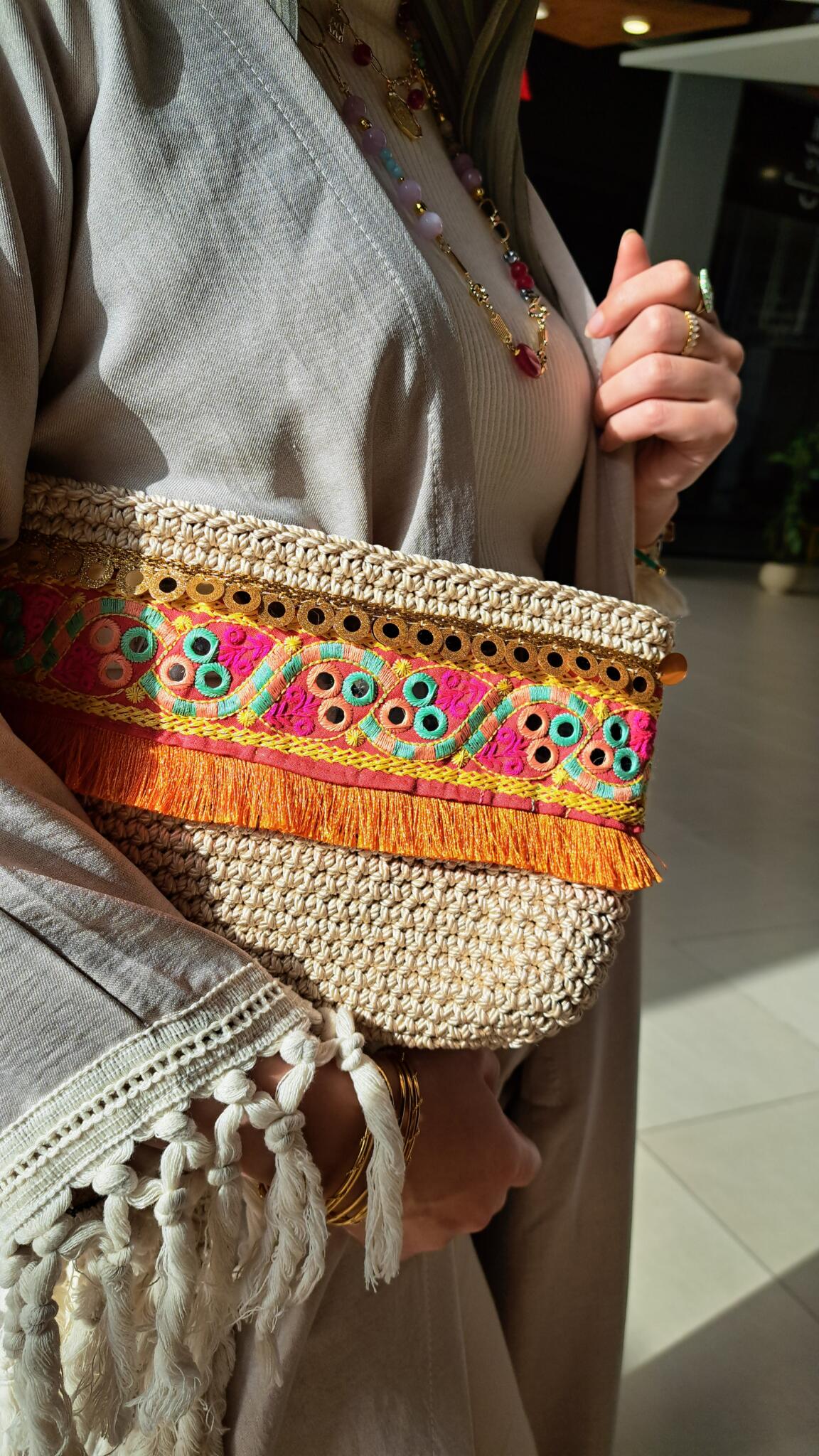 Apricot Ramdan clutch 2 20260123 144755 scaled