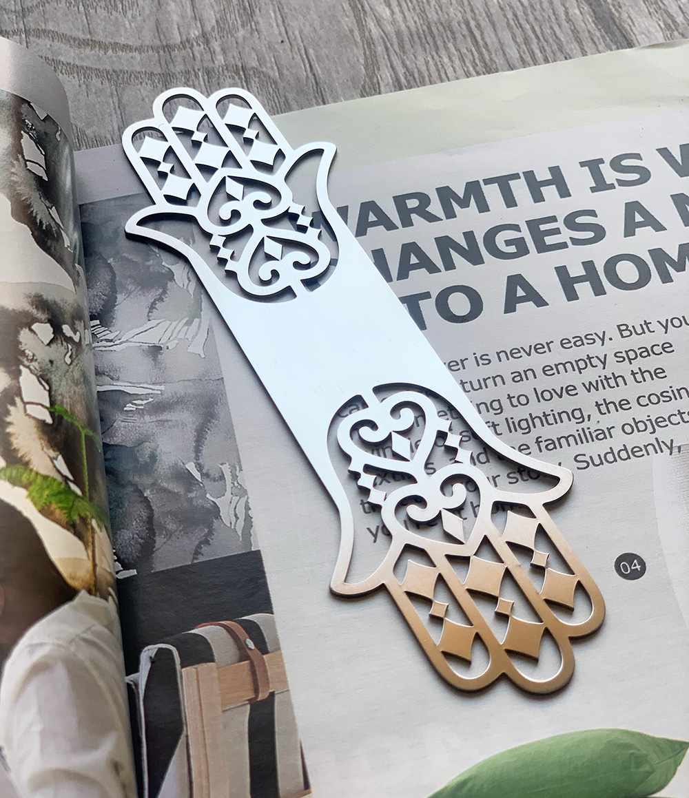 Hand 3 Empty Bookmark 1 Hand 3 Empty Bookmark