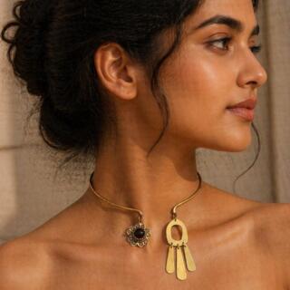 Brass asymmetrical open choker