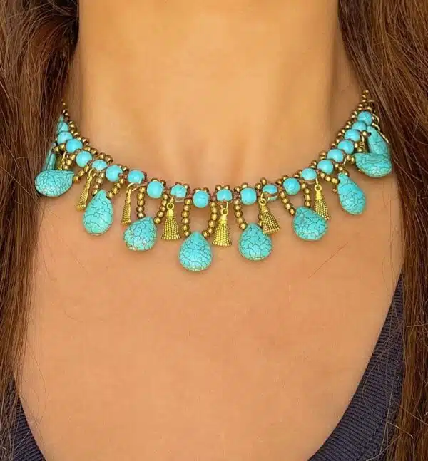 Howlite brass necklace