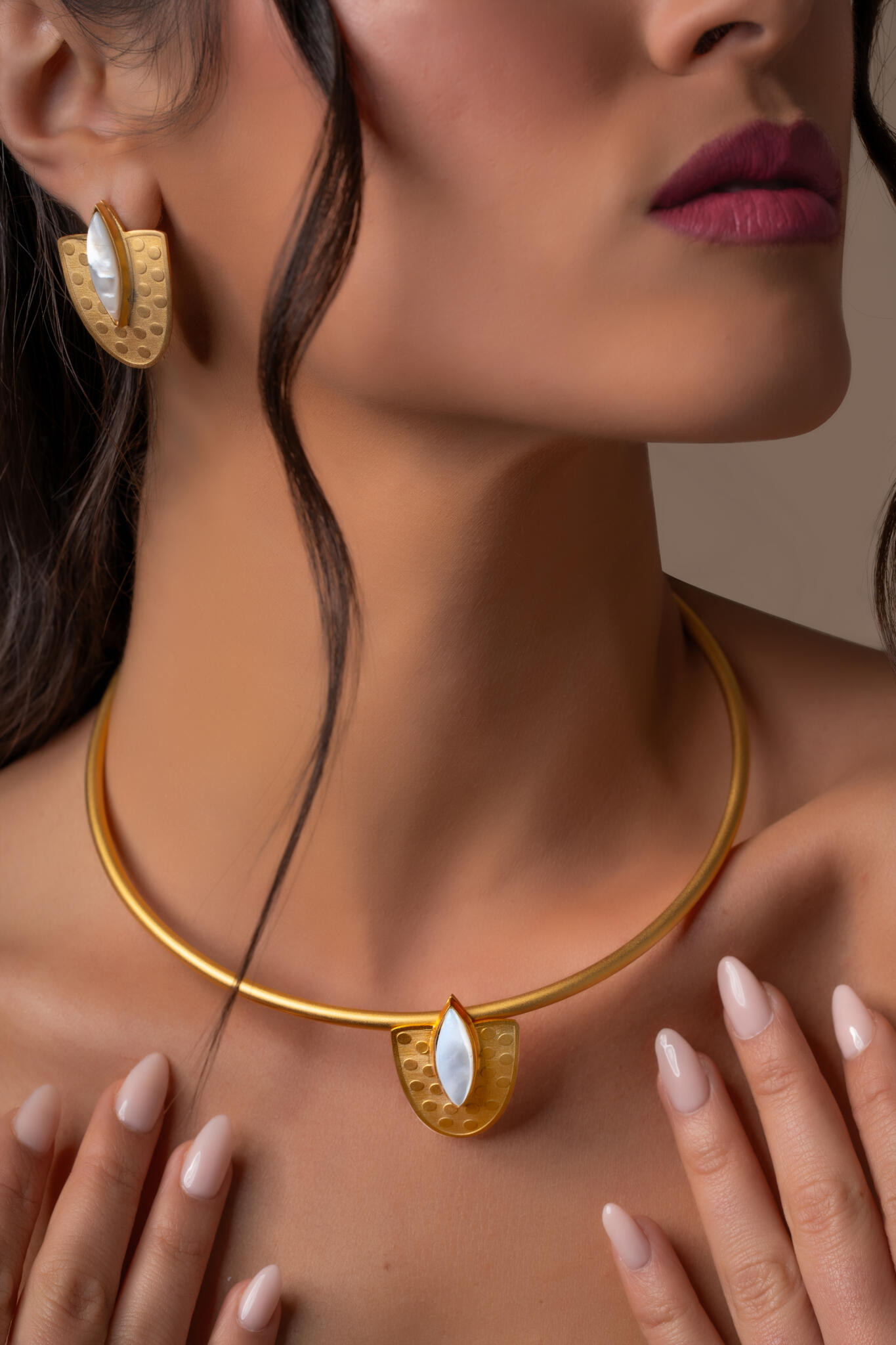 White drop Necklace 1 White drop Necklace