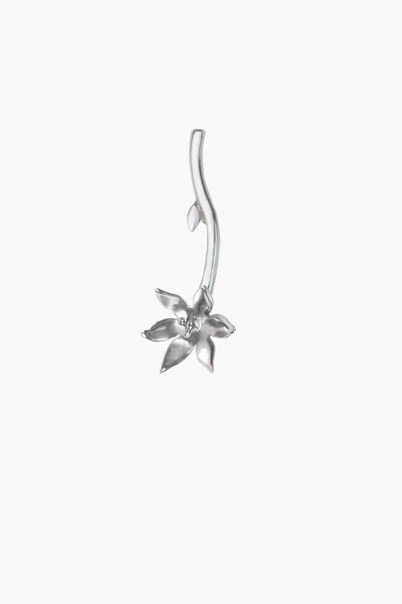 Single Lily Pearl Earring (Sold individually) 4 DSC 0825 1 scaled