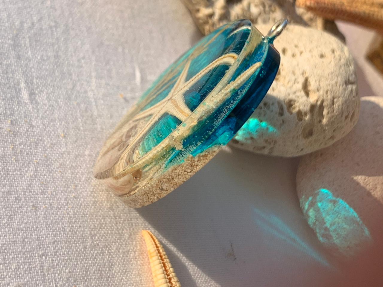 Beach treasure - Resin circle pendant 3 IMG 20240925 WA1845