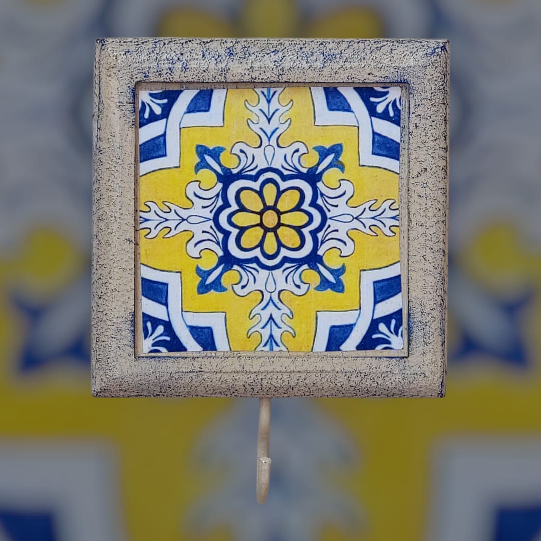 Mini Colorful wood hangers 10 cm 1 Mini Colorful wood hangers 10 cm