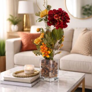 Elegant flowers arrangement