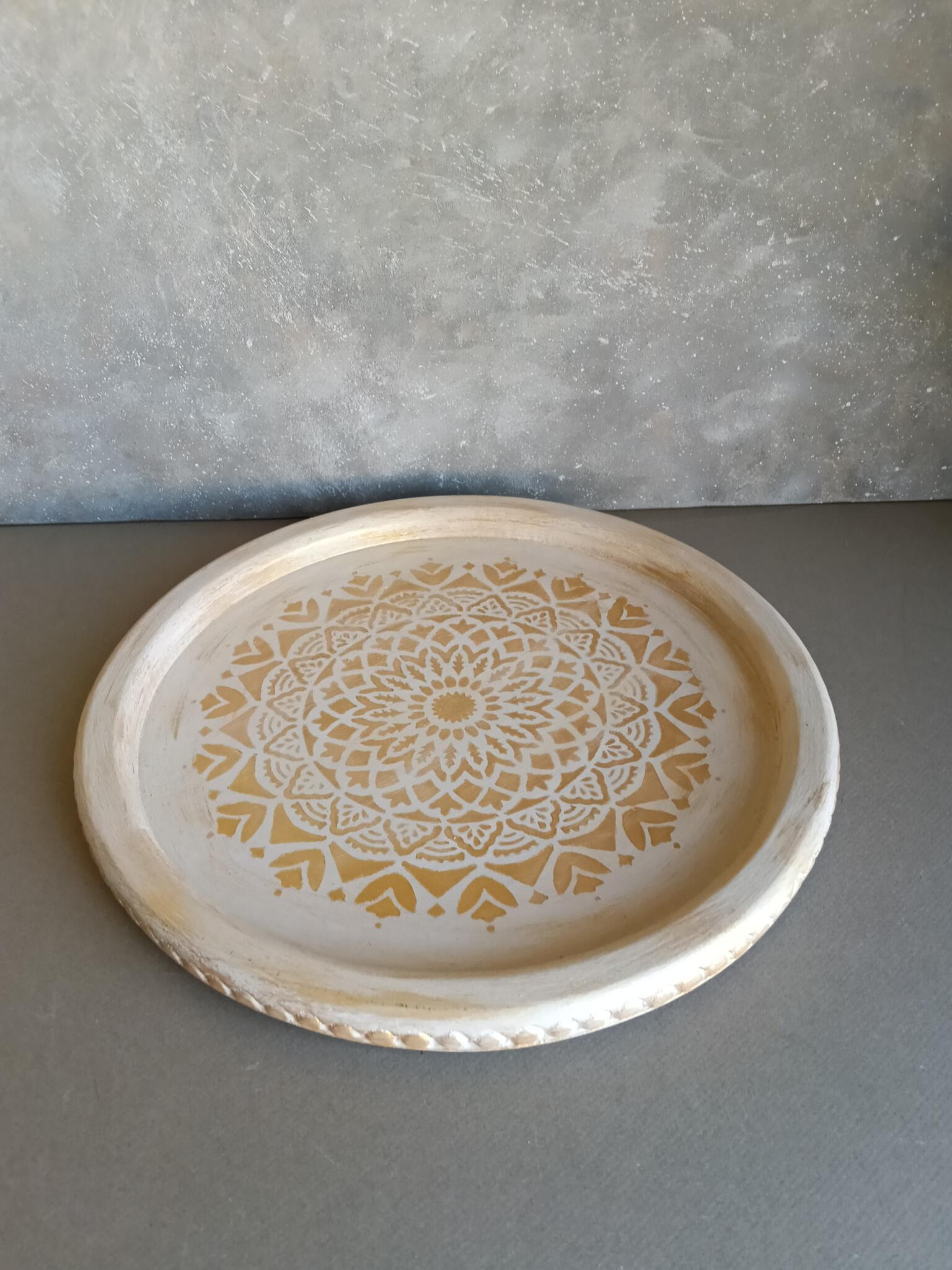 Round gold tray 3 IMG20260119114425 scaled