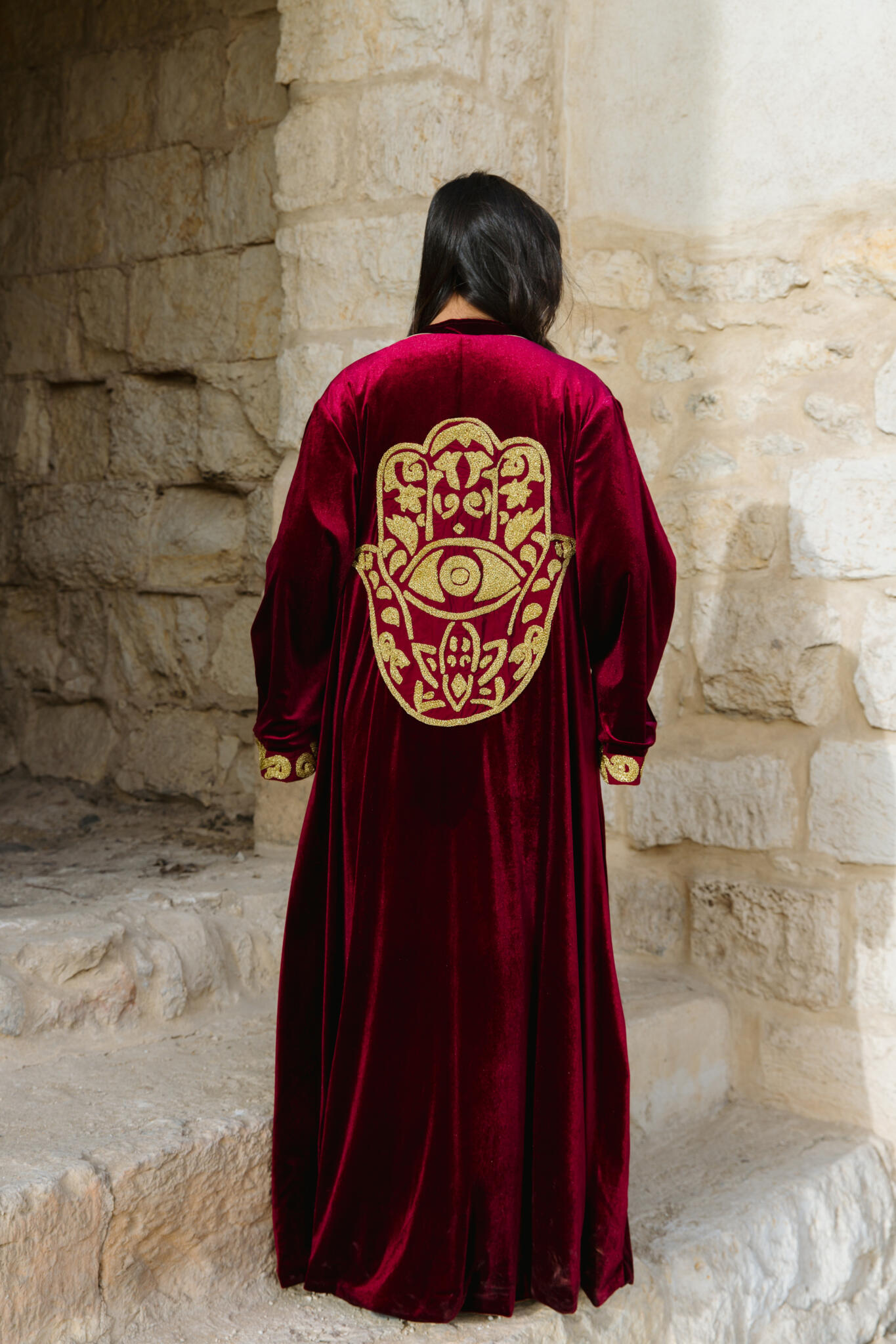 "Golden Hamsa Kaftan" in Black 3 IMG 0483 scaled