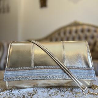 Corals Glow Luxe (Light gold)