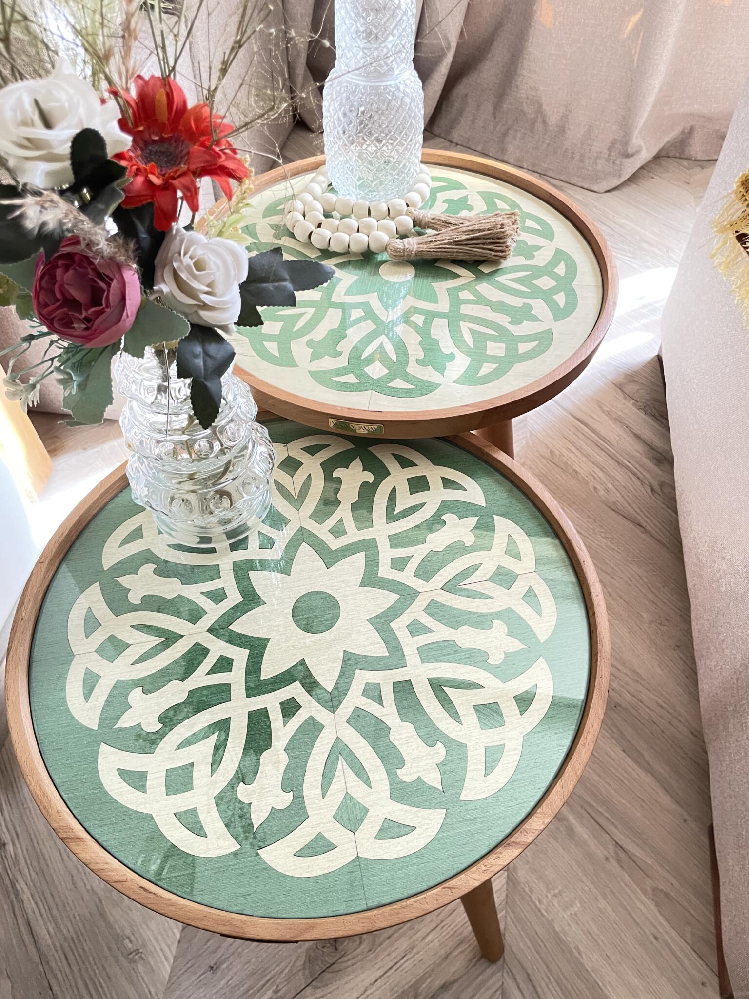 Charm tables 5 IMG 1872 scaled