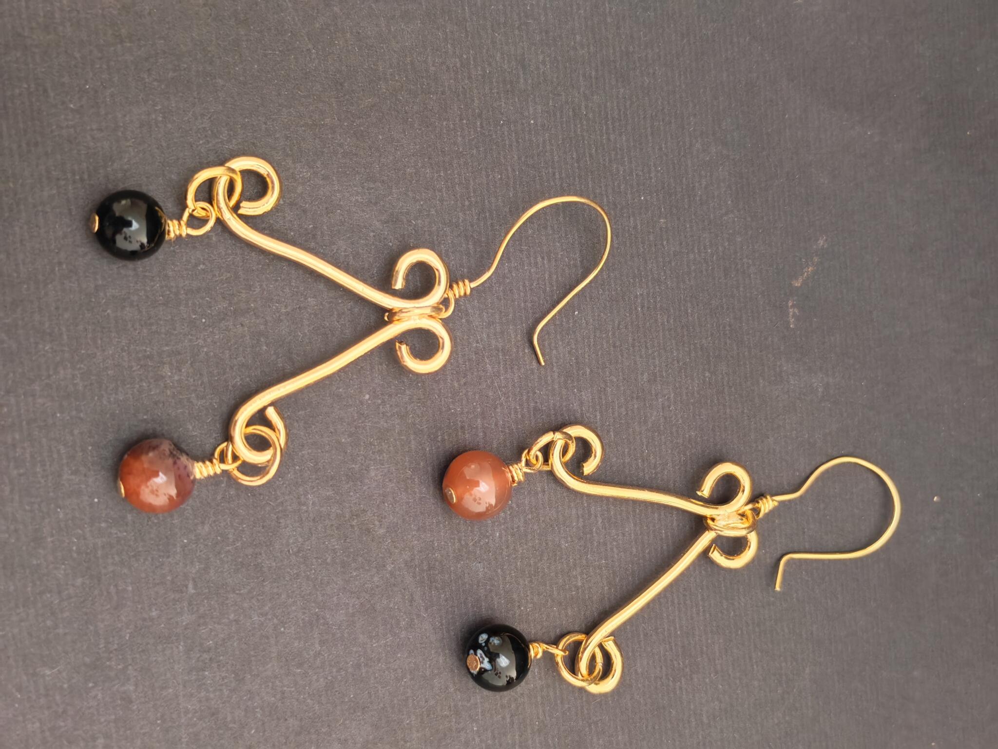 V earring 2 IMG 20260111 120845 scaled