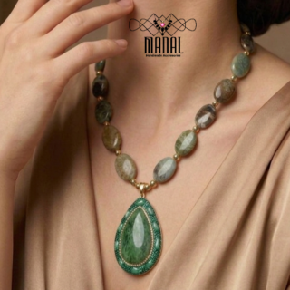 عقد من احجار الجاسبر الطبيعي