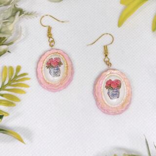 Soft Bloom Antique Frame Earrings