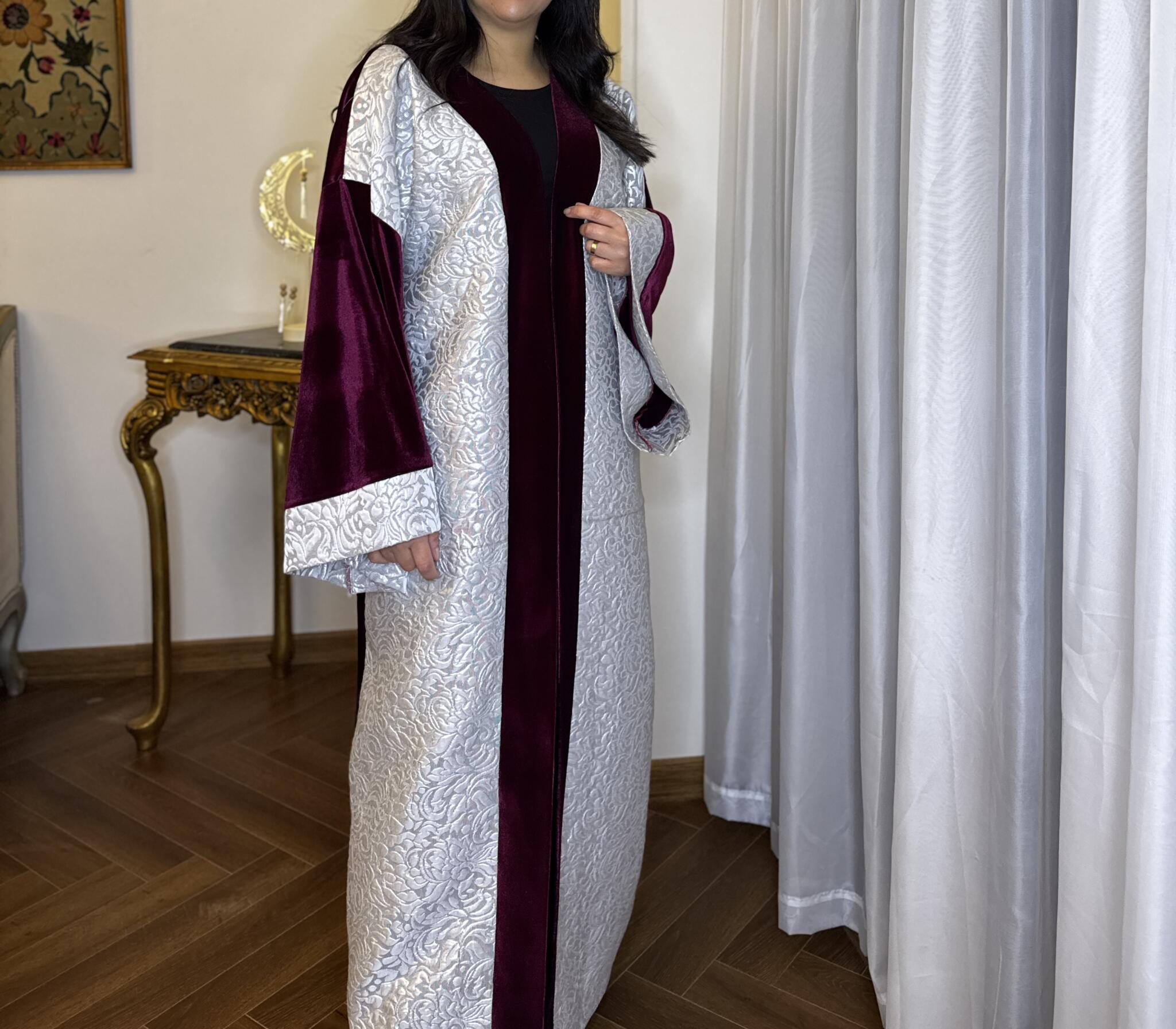 Burgundy velvet kaftan 5 IMG 4168 scaled