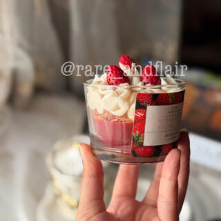 Strawberry pound cake candle 🍰