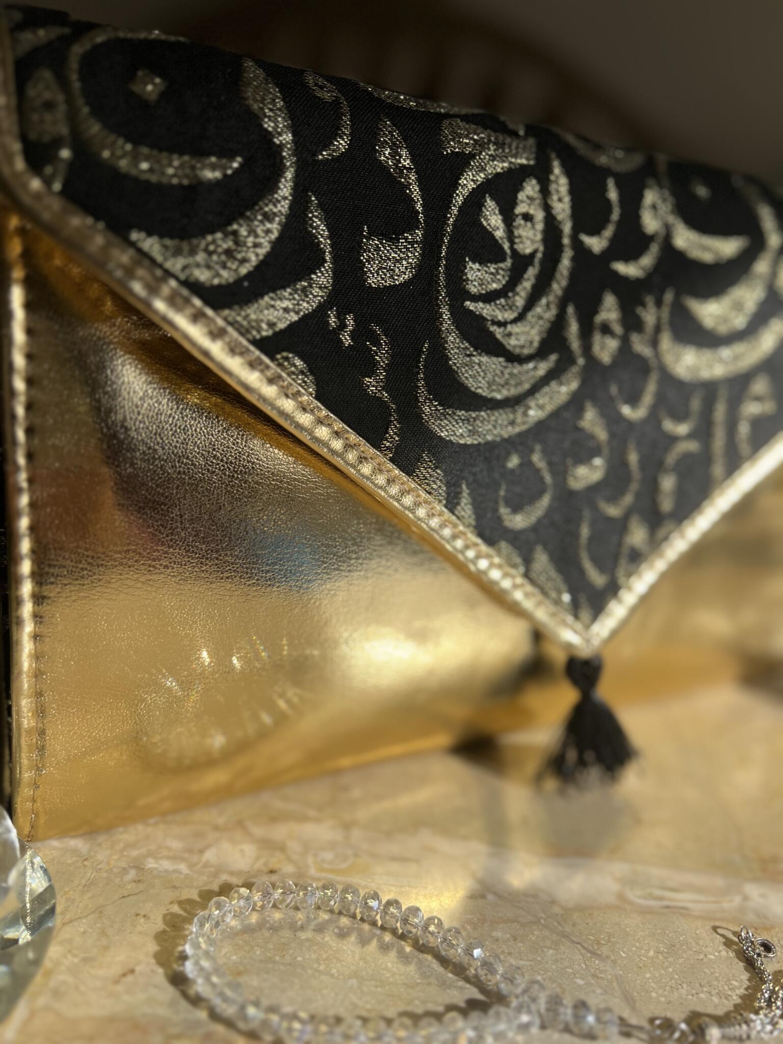 Diwan Midnight Calligraphy 2 IMG 7801 scaled