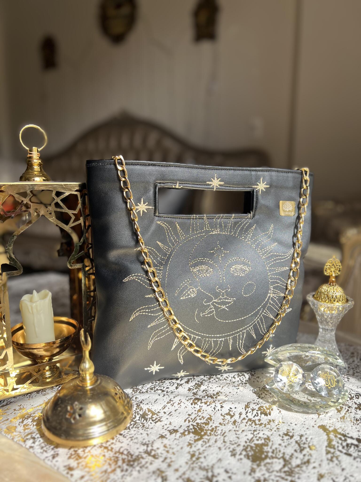 Eclipse Royale clutch 1 Eclipse Royale clutch