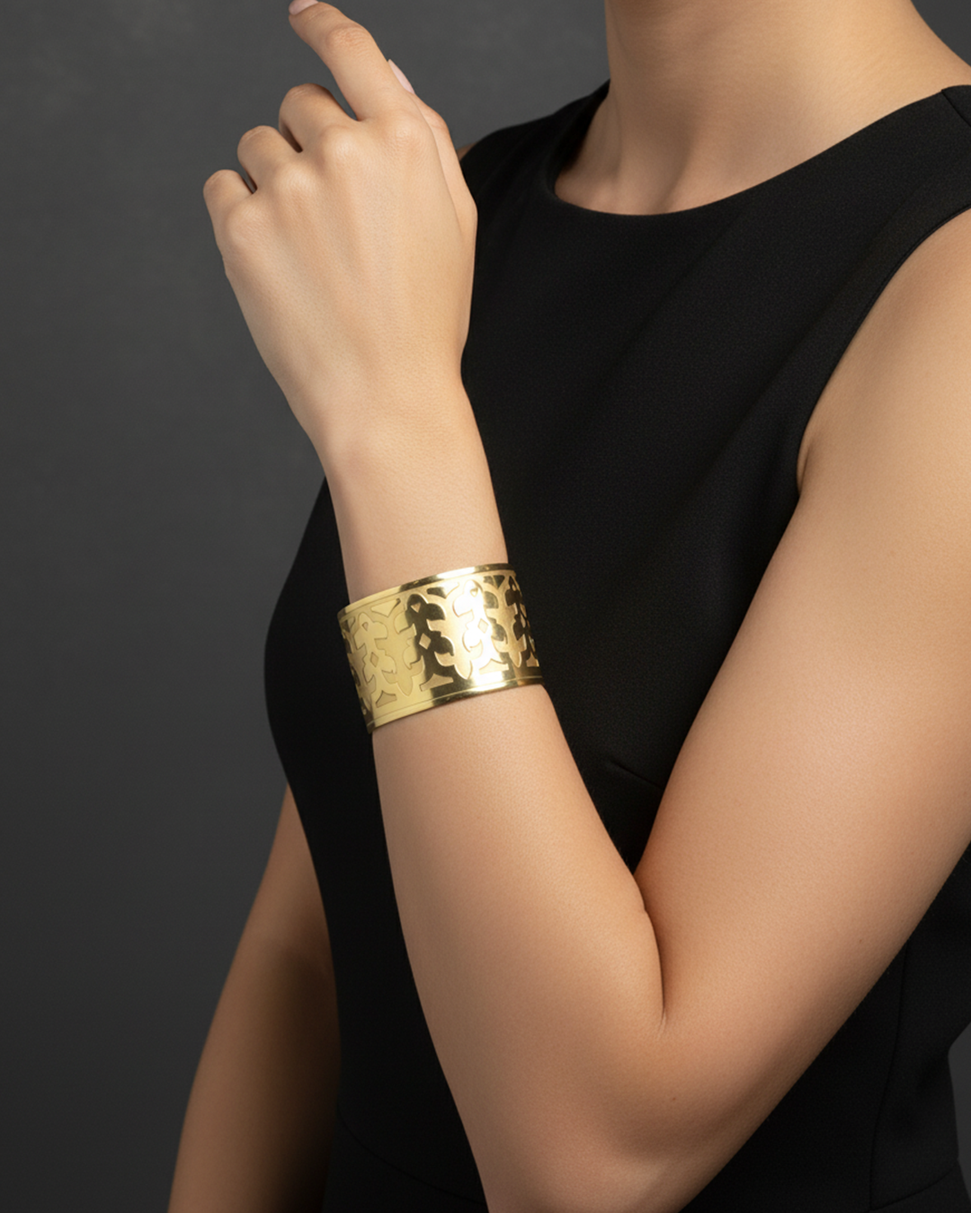 Handmade Khosrow Pasha cuff for women 1 Handmade Khosrow Pasha cuff for women