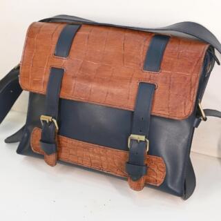 Handmade Genuine Leather Small Laptop Bag4
