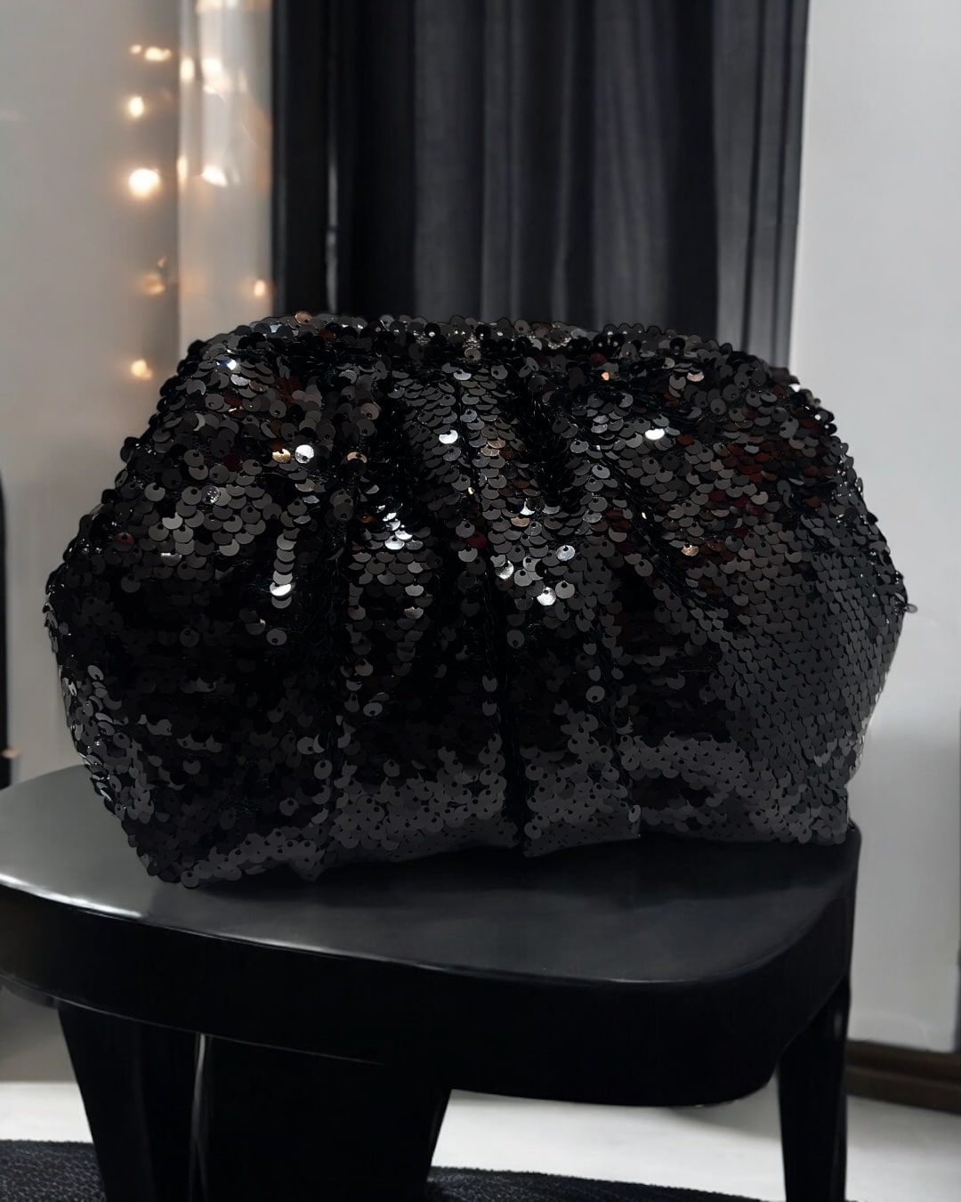 Black pouch 1 Black pouch