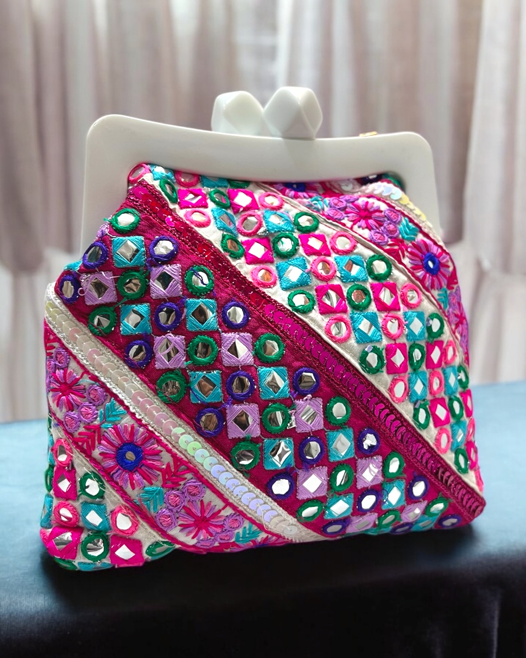 Magenta dream pouch 1 Magenta dream pouch