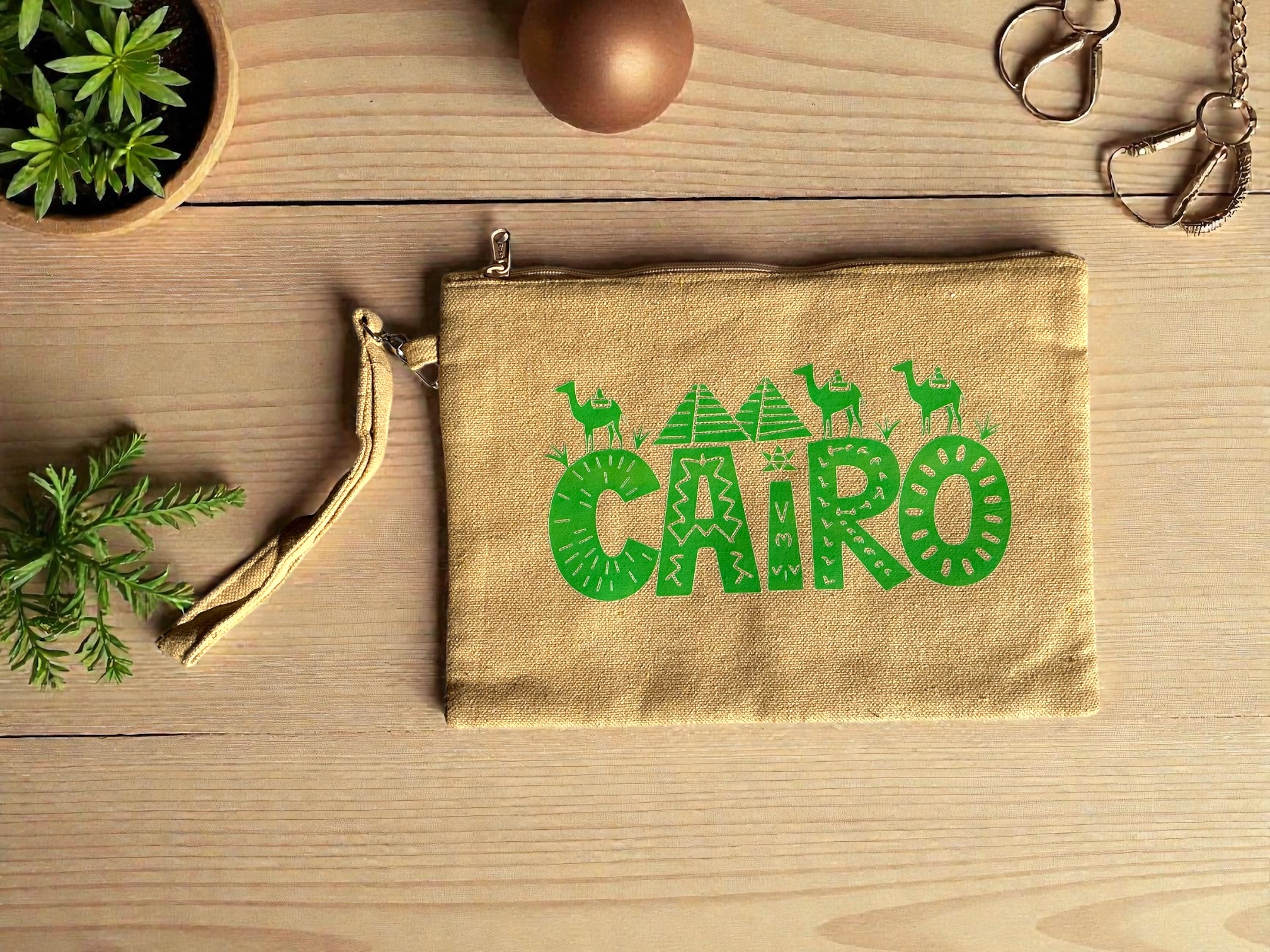 Cairo clutch