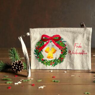 Christi Christmas clutch