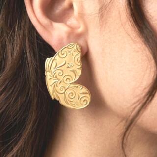 حلق من النحاس المطلي. دهب ونقش ليزر