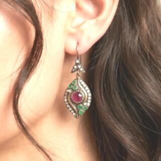 حلق من النحاس الاحمر البيور وفصوص من العقيق