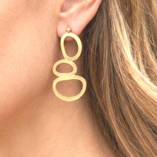 حلق من النحاس المطلي. دهب هاند. ميد