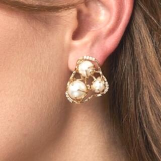 حلق من النحاس المطلي. دهب هاند. ميد ومزين باللولي الأبيض. المزارع