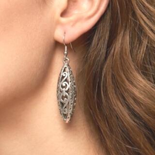 حلق من النحاس الهندي. الأبيض. البيور