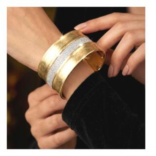 اسورة. من الاستانلس. مقاس. مفتوح. طلاء دهب