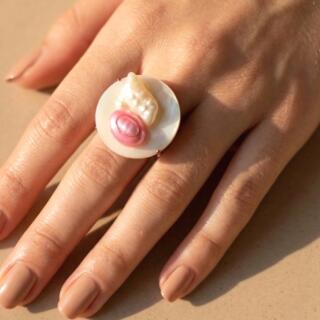 خاتم. من النحاس البيور. مقاس مفتوح. ومزين بالصدف. واللولي